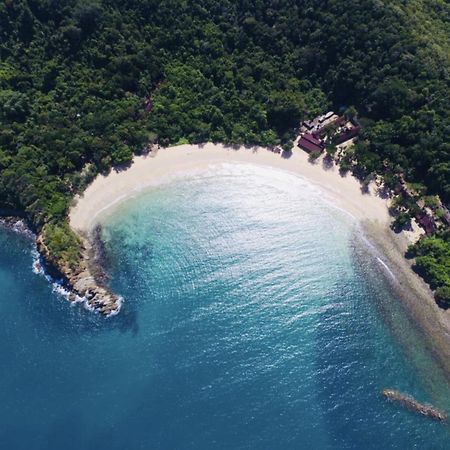 Dolphin Bay Island Resort Kota Belud Bagian luar foto