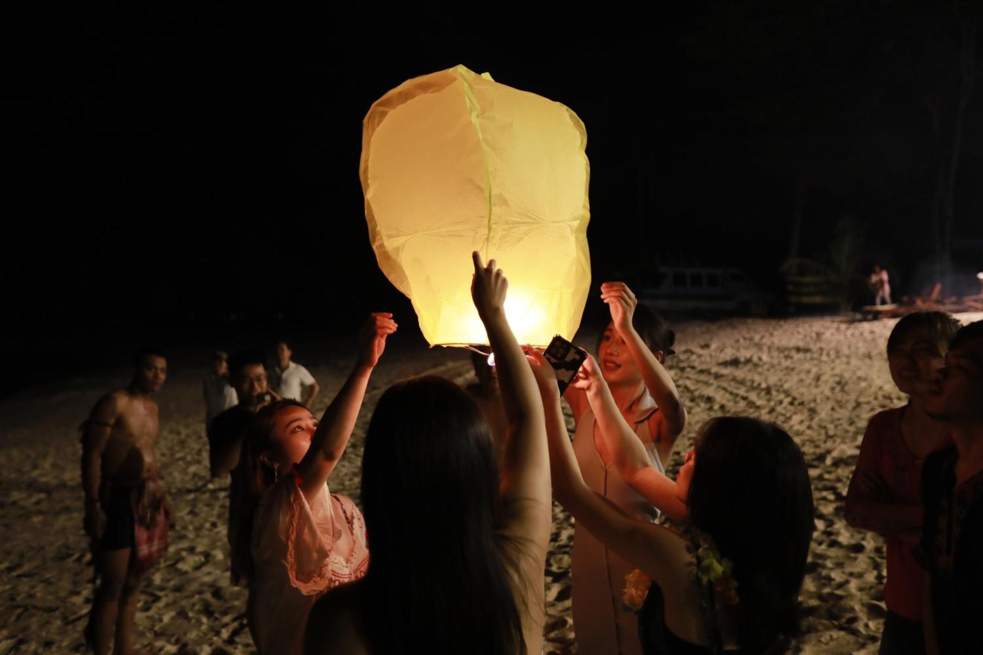 Dolphin Bay Island Resort Kota Belud Bagian luar foto